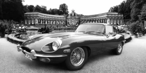 Gasoline Images | 2AP5067 | Vintage Sportscar in historical park