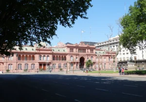 Claudio Sacomano | CS035CO | Casa Rosada