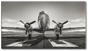Frank Peters | AS393387781 B70120 | DC3 Historical aircraft on a runway